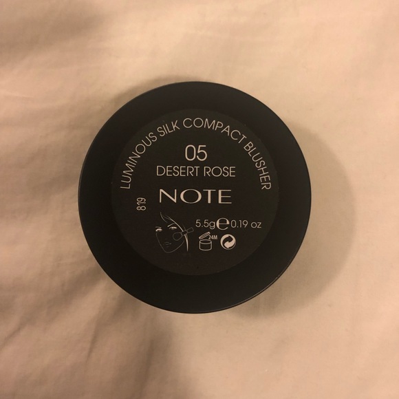 Note Luminous Silk Compact Blusher - Picture 2 of 3